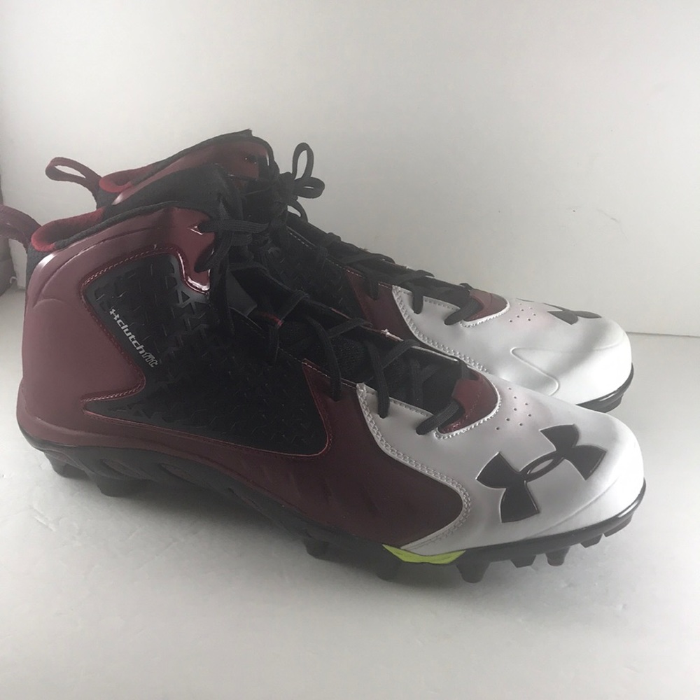 Under Armour Clutchfit football cleats